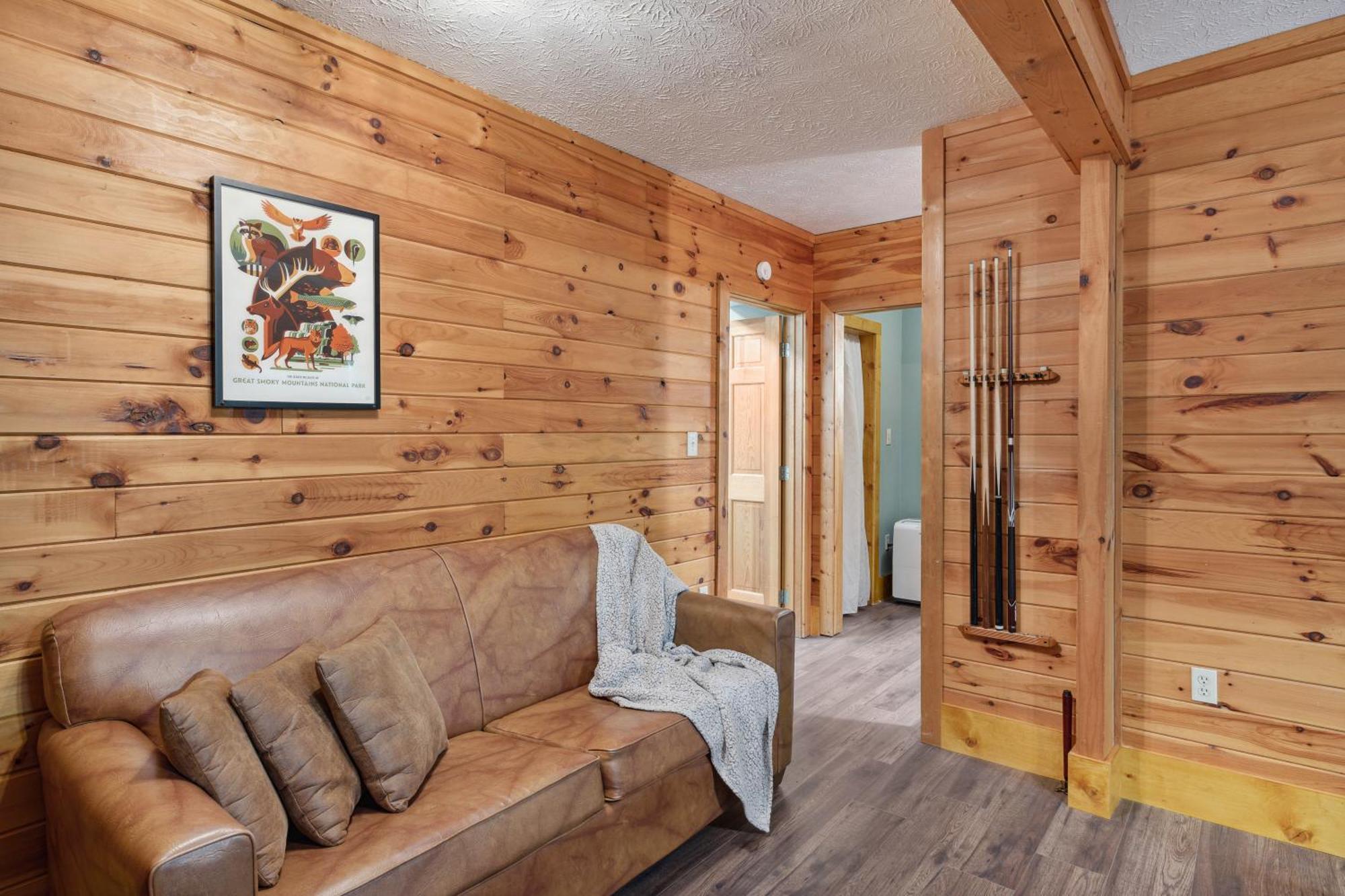 1 Min To The Parkway Spacious Cabin W 3 Suites And Extra Bedroom! Pigeon Forge Exterior photo